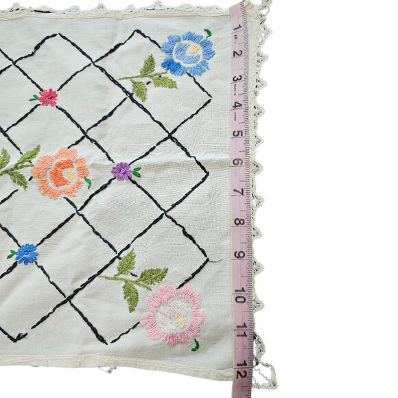 Vintage Hand Embroidered Table Runner Floral 45x13 - Picture 3 of 8
